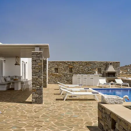 Truedream Villa, A Mythical Seaview Escape, By Thinkvilla Chrisi Akti (Paros)