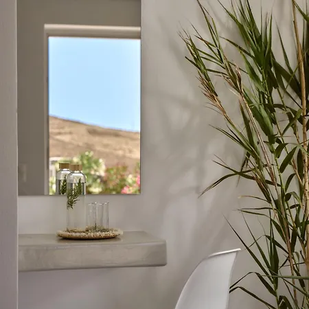 Truedream Villa, A Mythical Seaview Escape, By Thinkvilla Chrisi Akti (Paros)